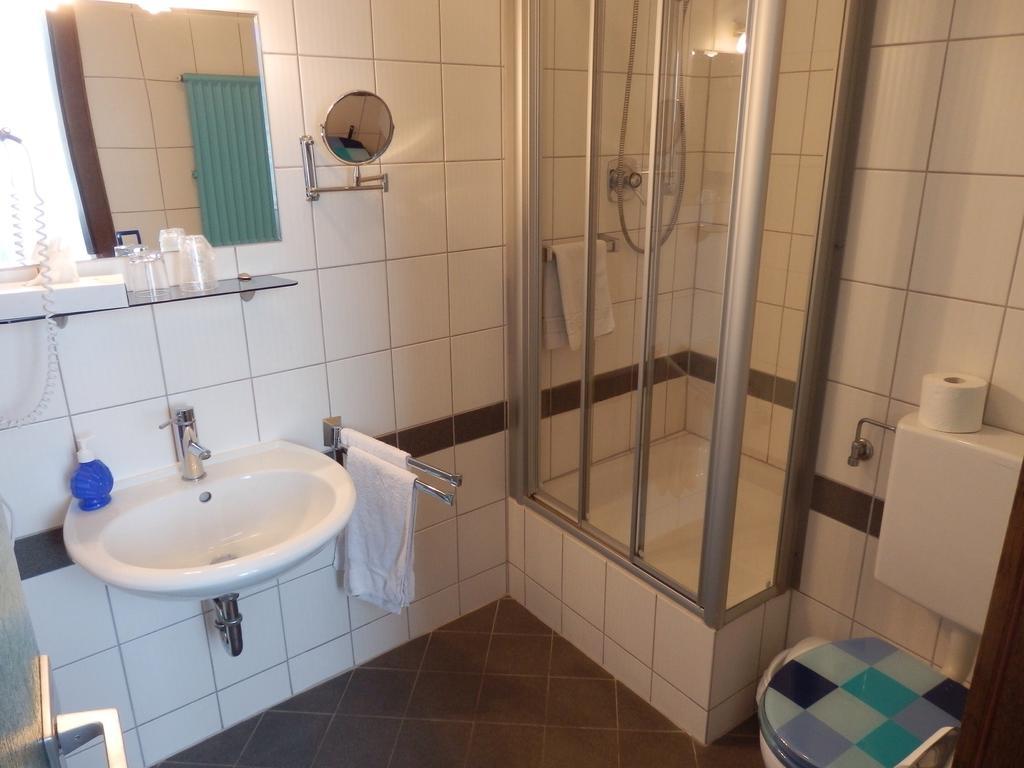 Hotel Rheinischer Hof Bad Breisig Pokoj fotografie